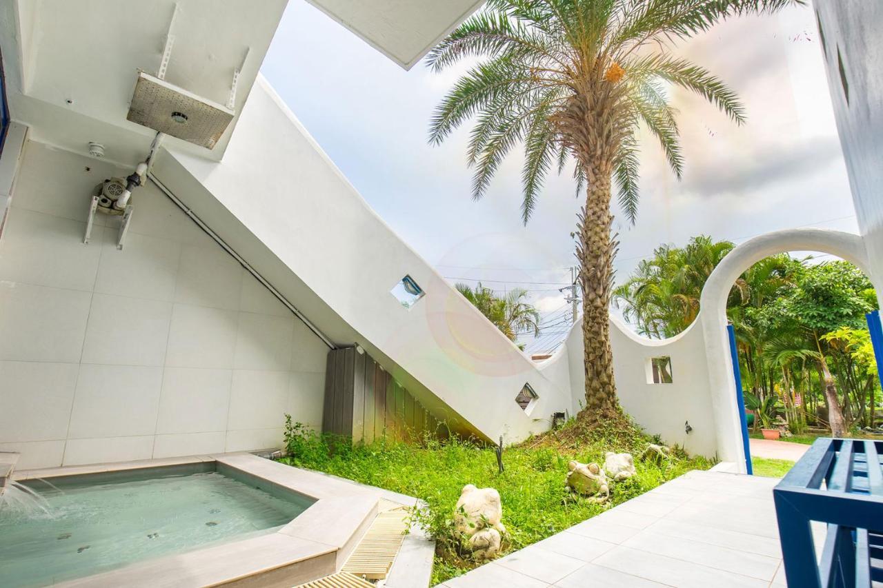 Xiao Liuqiu Mediterranean B&B المظهر الخارجي الصورة